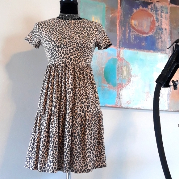 Jessica Simpson Cheetah Print Baby Doll Dress/ Dress Ruffled Bottom Size M /NWT - Picture 3 of 11